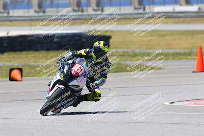media/Apr-23-2022-Fastrack Riders (Sat) [[cb2d6ae73d]]/LEVEL 4/1PM TURN 6 OUTSIDE/
